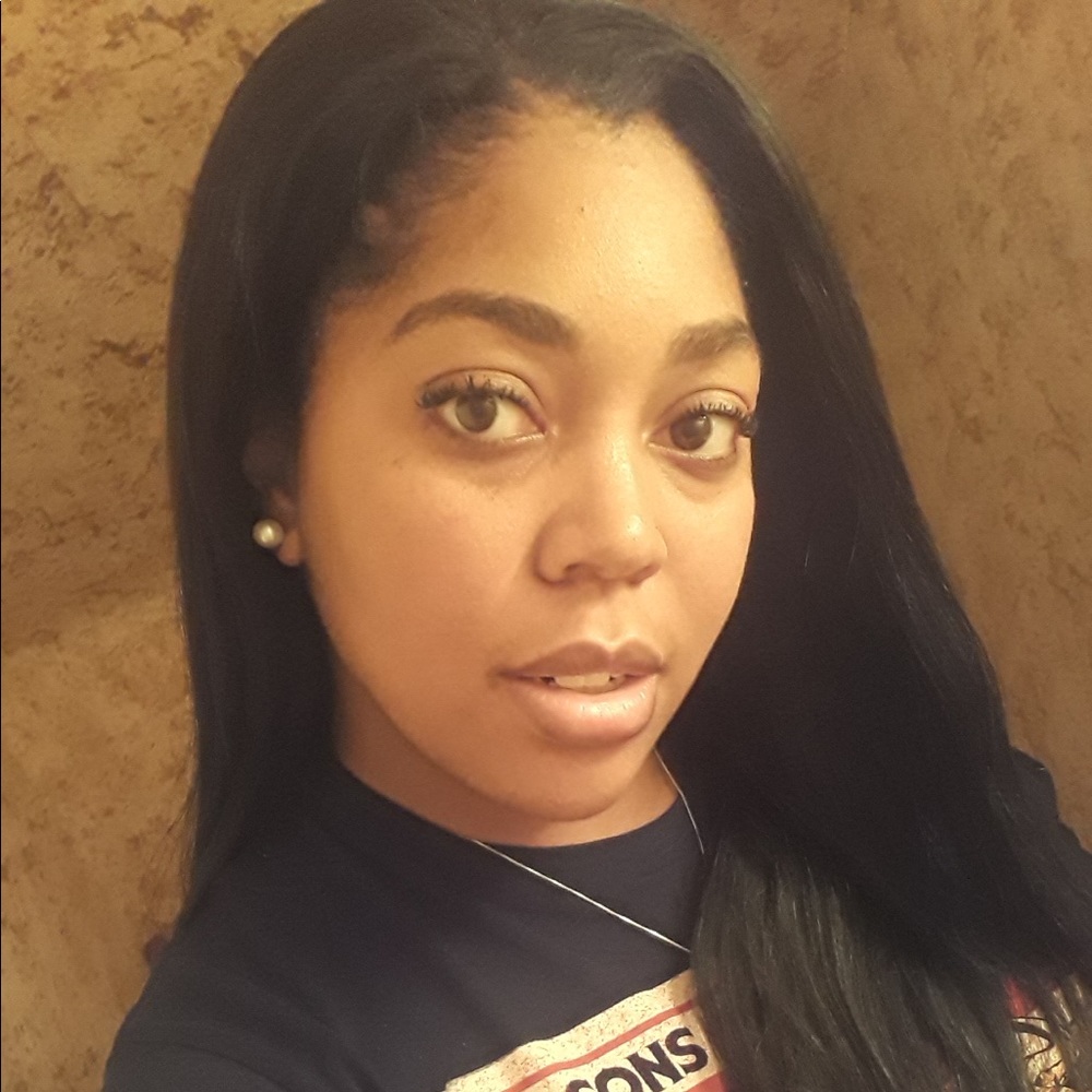 Meet your Posher, Kristen